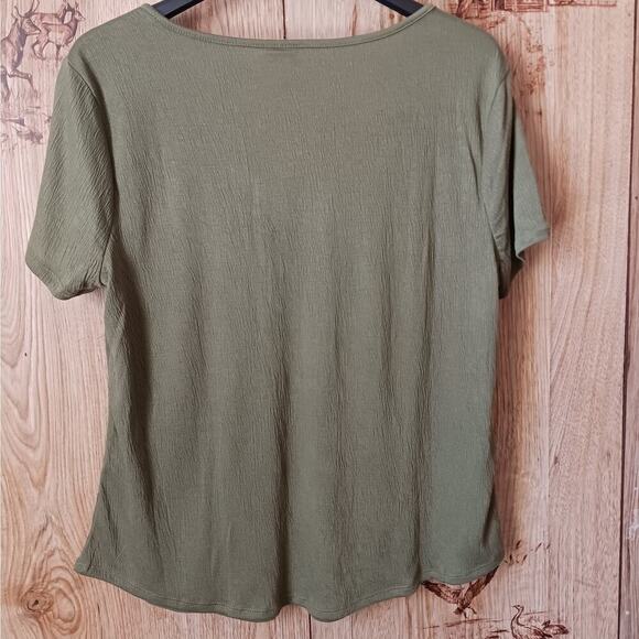 Cato Hunter Green Crepe Gold Ring V-neck Size Large - Picture 3 of 6